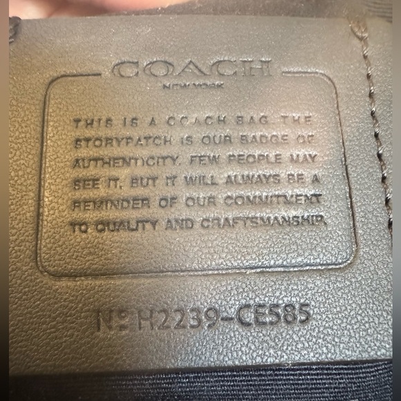 Coach - Clara Shoulder Bag In Pebble Leather Authentic - Picture 12 of 13